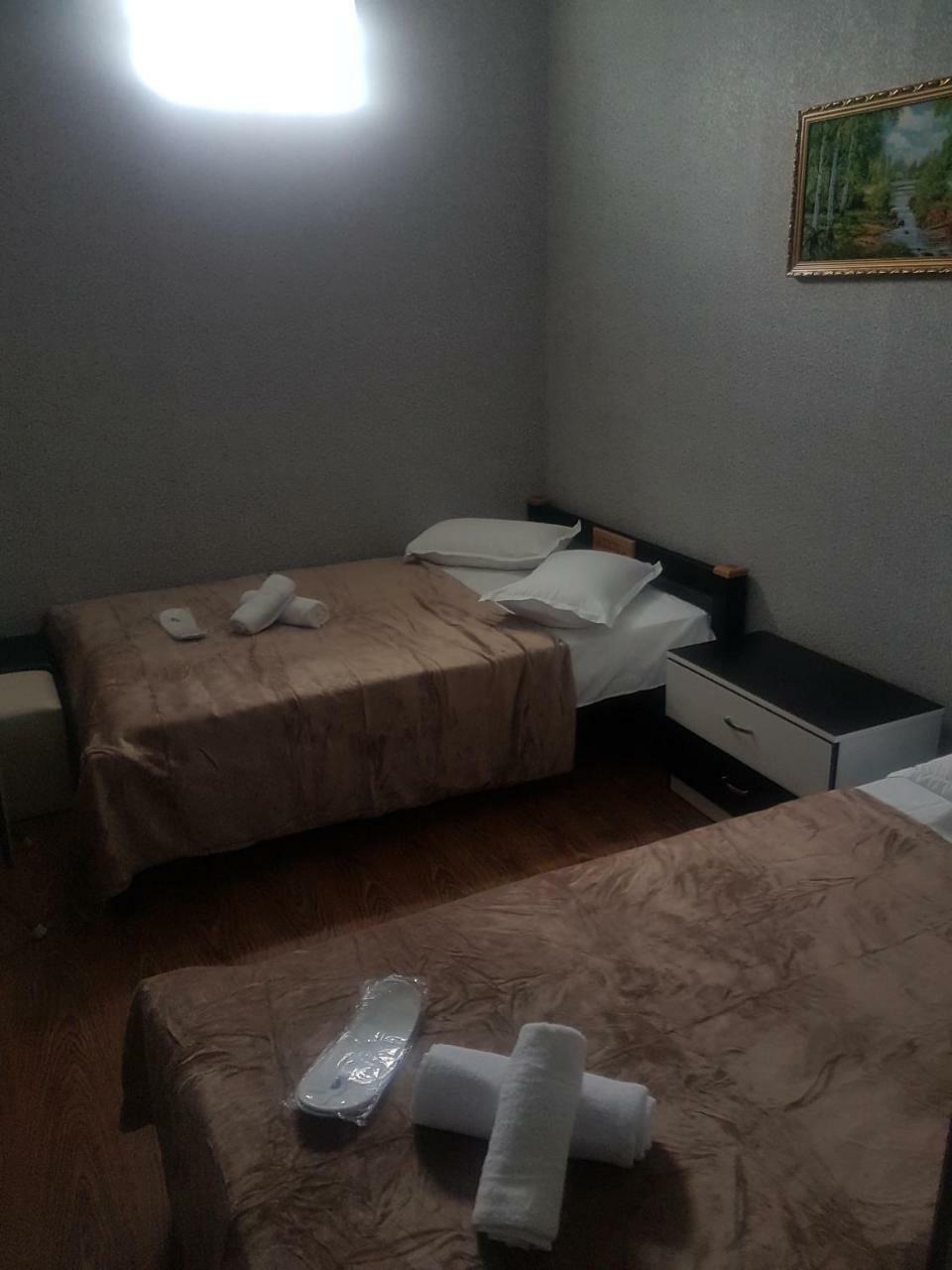Hotel Leader Tbiliszi Kültér fotó