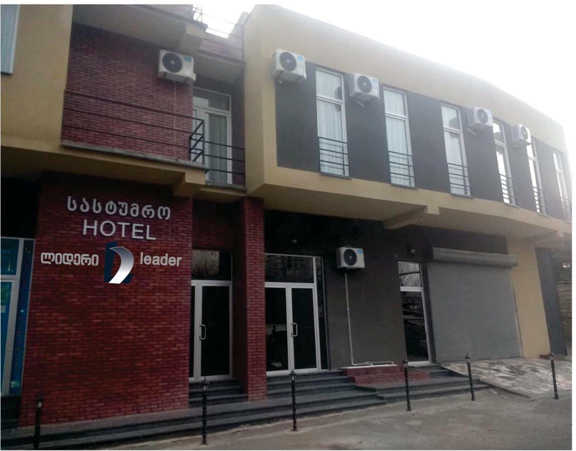 Hotel Leader Tbiliszi Kültér fotó