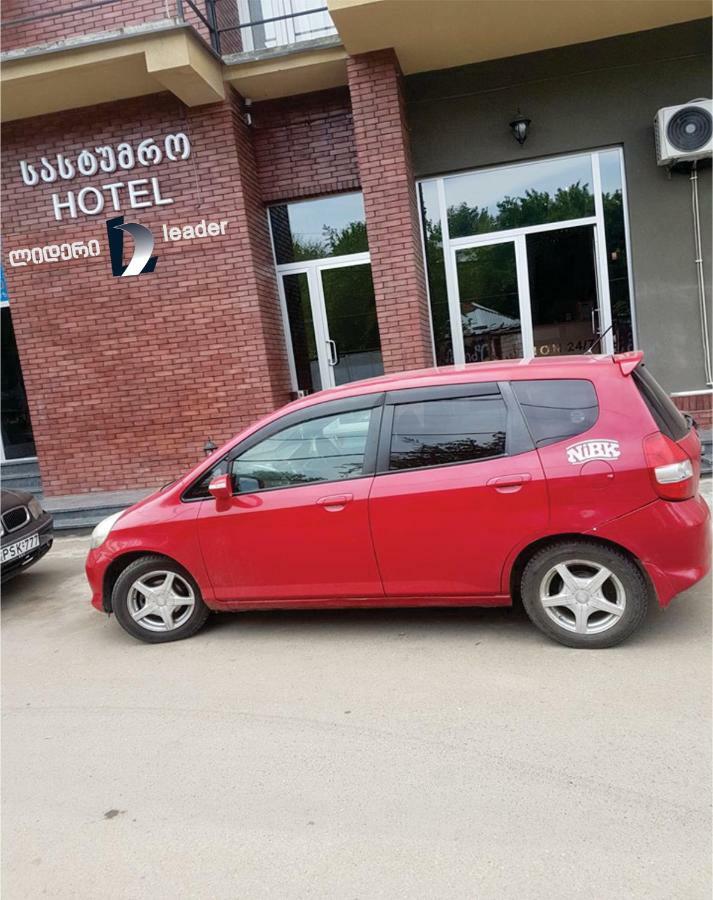 Hotel Leader Tbiliszi Kültér fotó